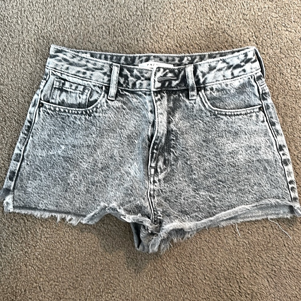 PacSun high waisted Festival shorts. Black washed size 25. Perfect condition